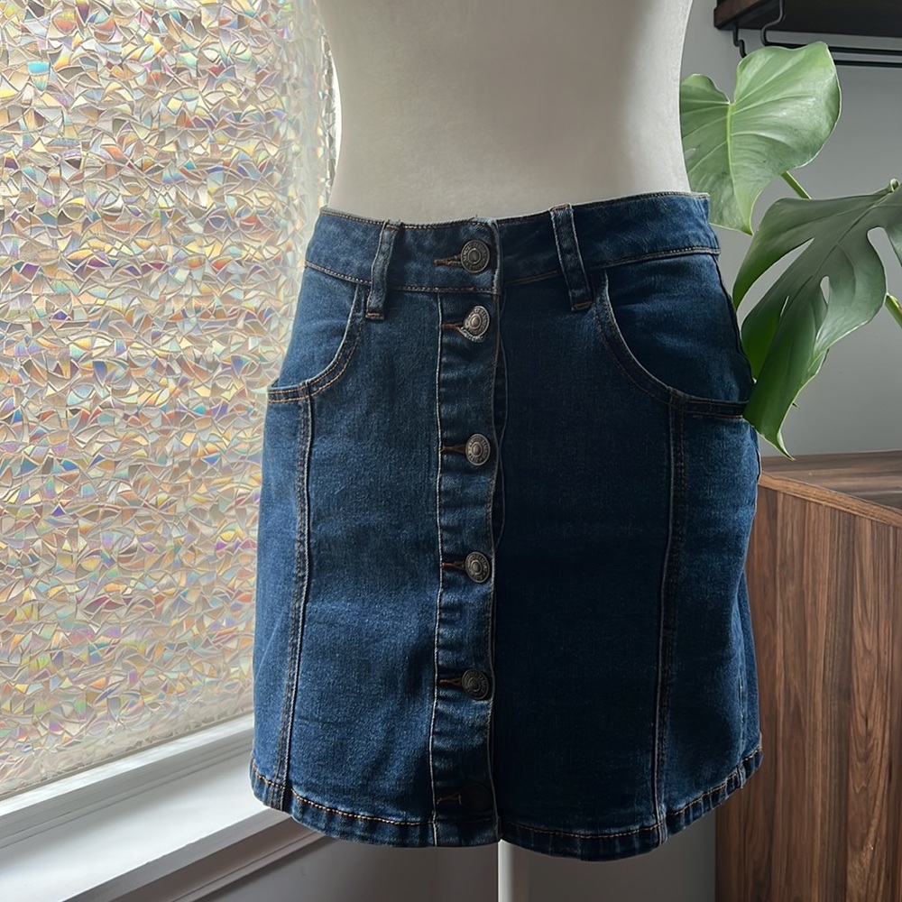 Denim skirt